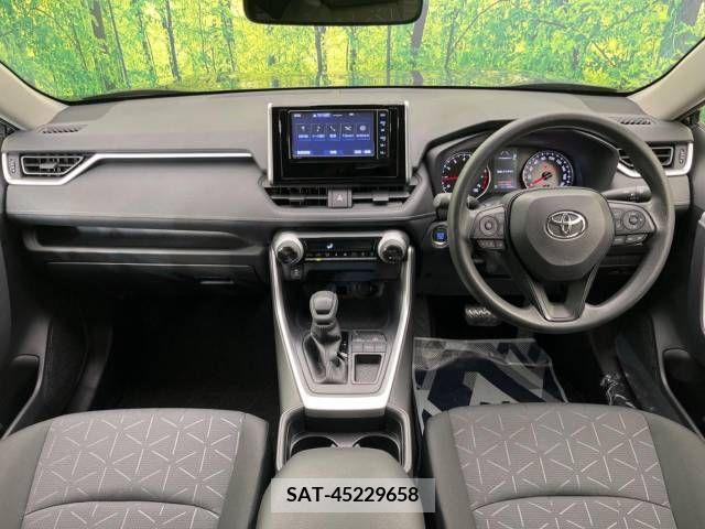 Toyota RAV4 2021-08 213889-1
