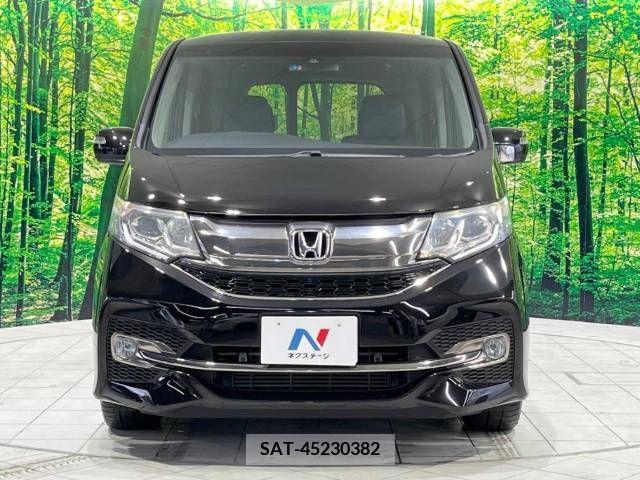 Honda e 2015-10 217111-15
