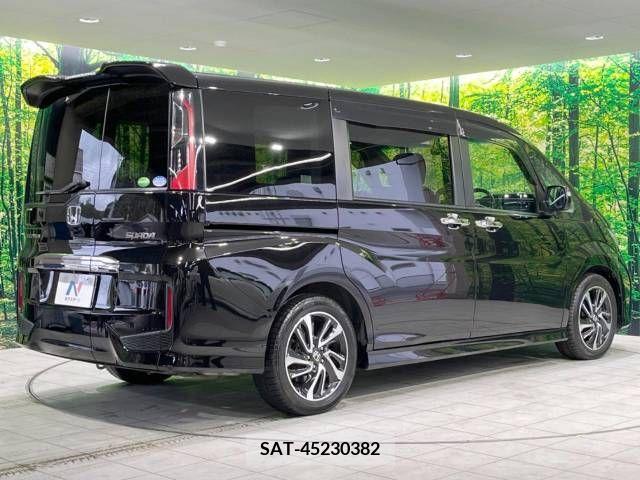 Honda e 2015-10 217111-18