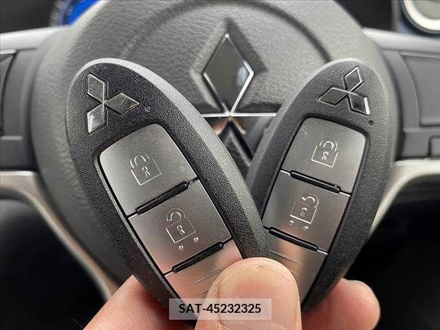 Mitsubishi EK X 2019-09 323973-6