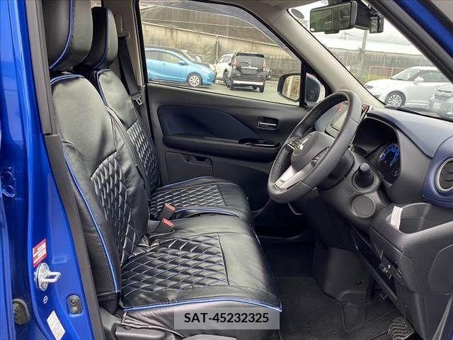 Mitsubishi EK X 2019-09 323973-15