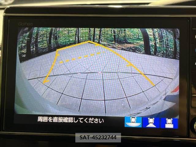 Honda N BOX 2019-07 364566-3