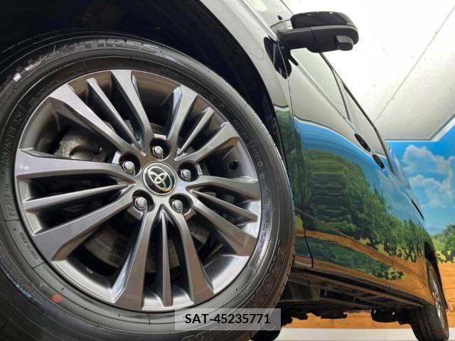 Toyota VOXY 2023-10 313606-14