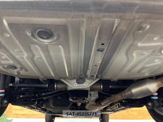 Toyota VOXY 2023-10 313606-19