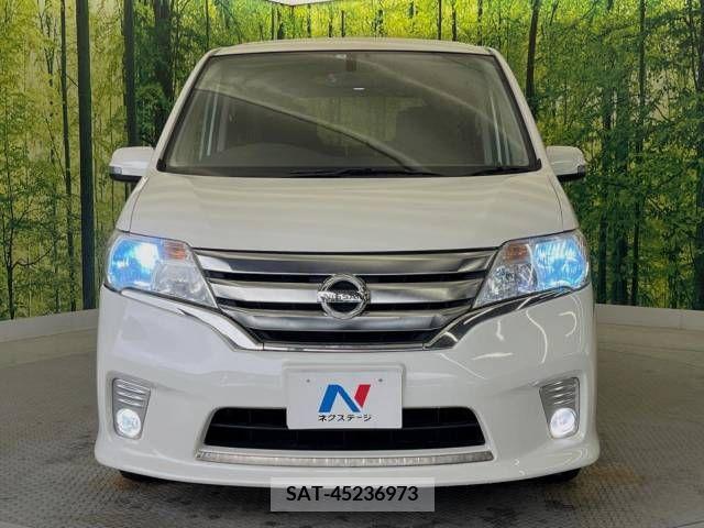 Nissan SERENA 2011-09 381396-15