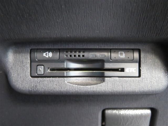 Toyota PRIUS 2012-01 19164-9