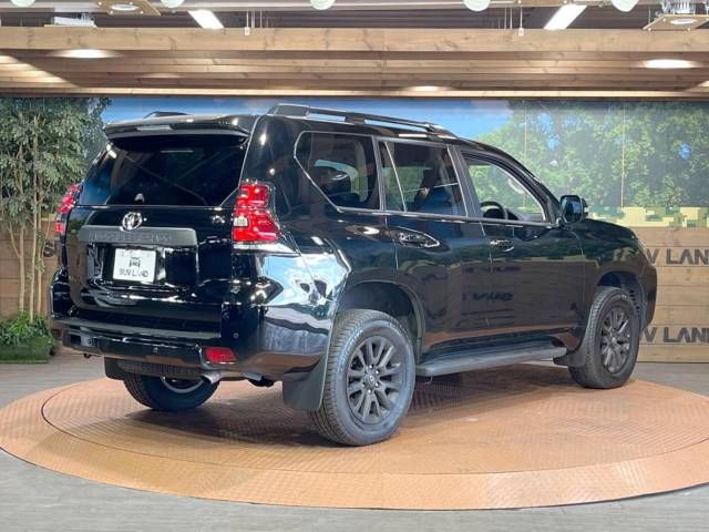 Toyota PRADO 2023-03 187993-17