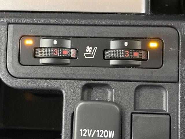 Toyota PRADO 2023-03 187993-5