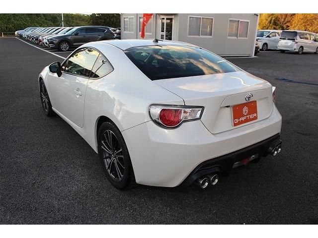 Toyota 86 2013-08 185265-8