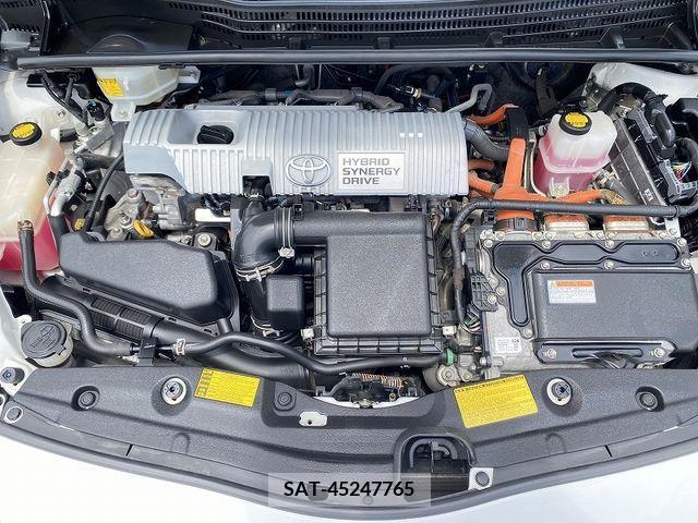 Toyota PRIUS 2013-06 349322-28