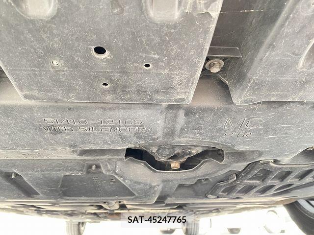 Toyota PRIUS 2013-06 349322-27