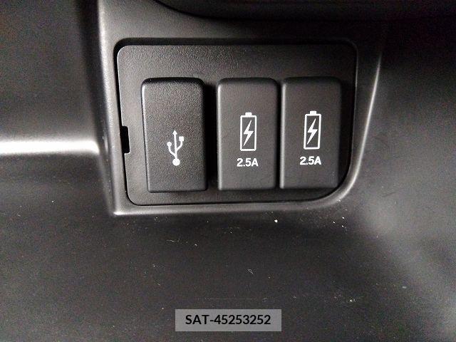 Honda N BOX CUSTOM 2019-04 329060-17
