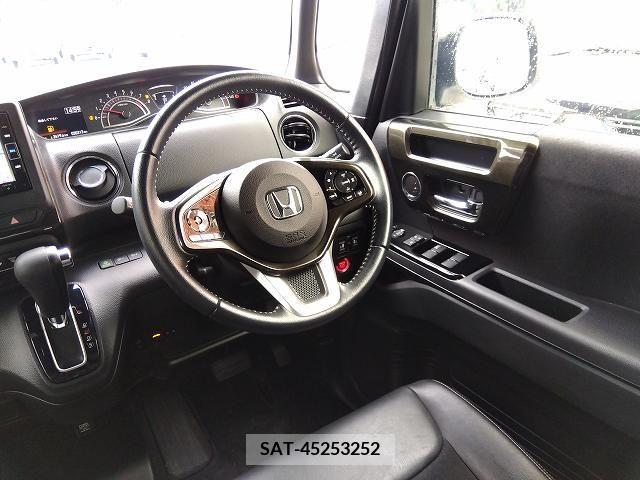 Honda N BOX CUSTOM 2019-04 329060-8