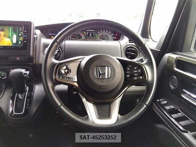 Honda N BOX CUSTOM 2019-04 329060-7