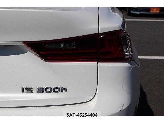 Lexus IS 2014-05 388108-11