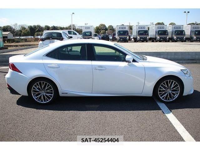 Lexus IS 2014-05 388108-8