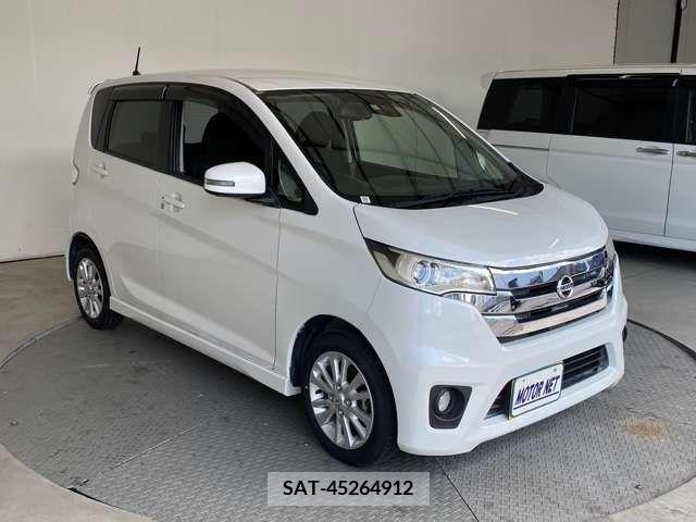 Nissan DAYZ 2015-09 358895-18