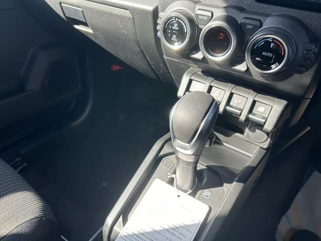 Suzuki JIMNY 2023-12 181898-13
