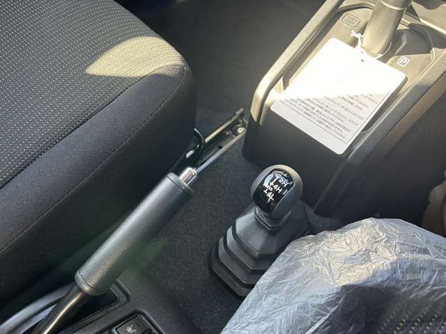Suzuki JIMNY 2023-12 181898-12