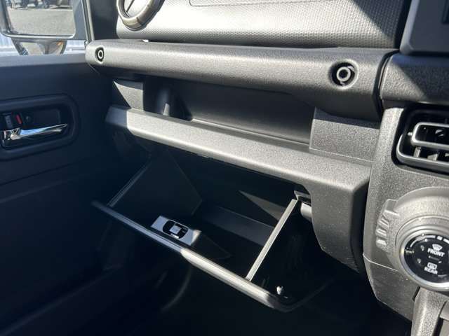 Suzuki JIMNY 2023-12 181898-14