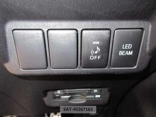 Toyota PRIUS ALPHA 2015-08 224764-7