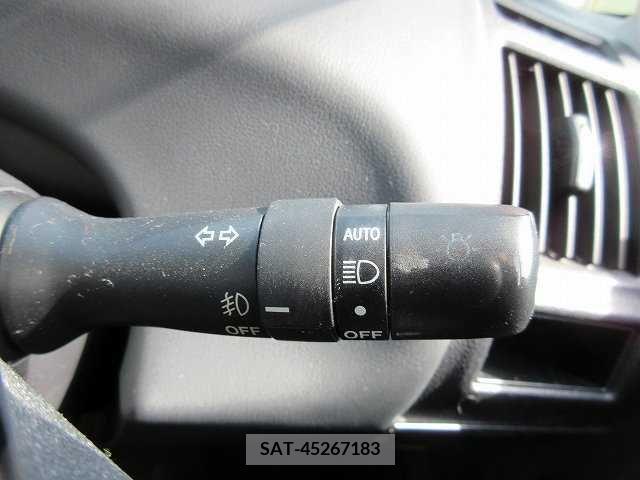 Toyota PRIUS ALPHA 2015-08 224764-11