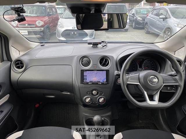 Nissan NOTE 2019-05 302446-1