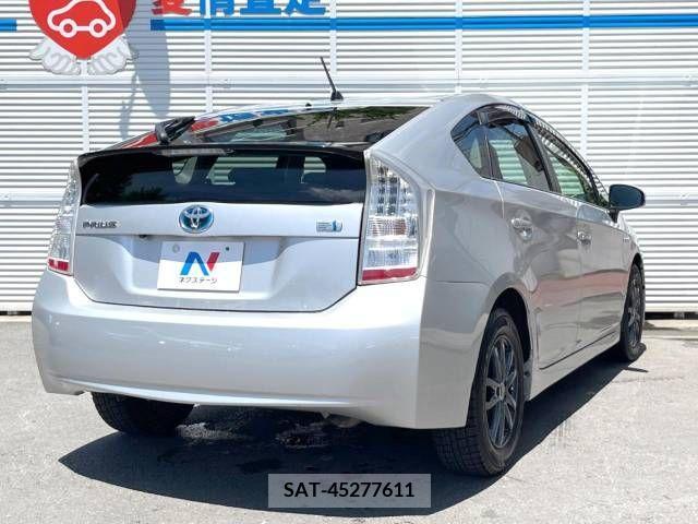 Toyota PRIUS 2011-07 327292-16