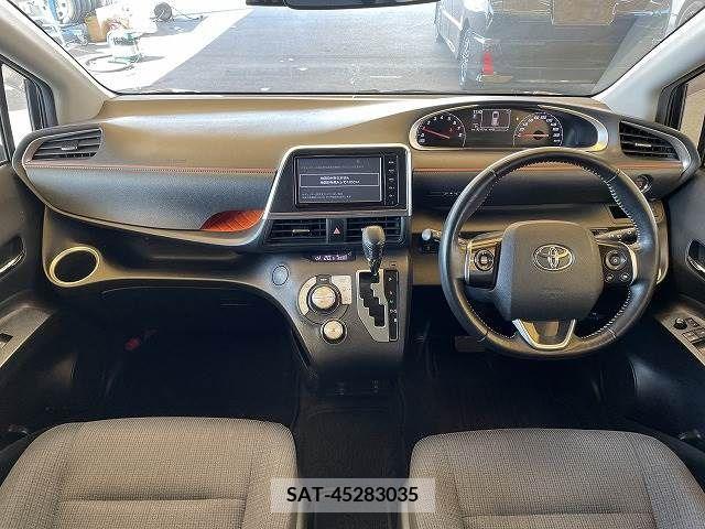 Toyota SIENTA 2015-09 216211-1