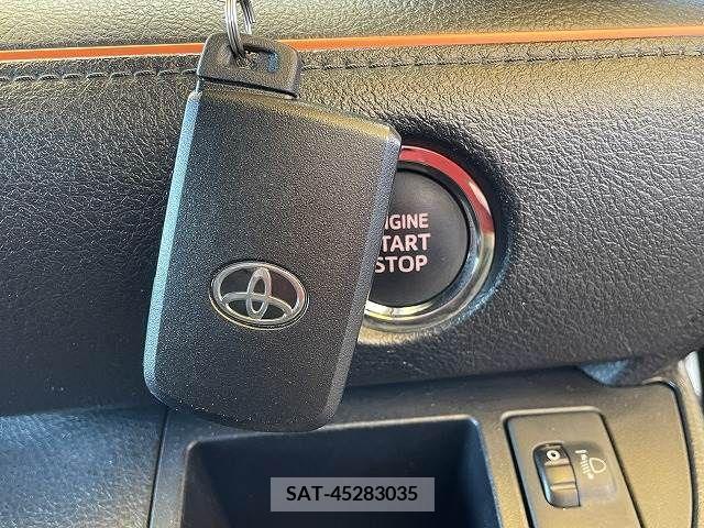 Toyota SIENTA 2015-09 216211-14