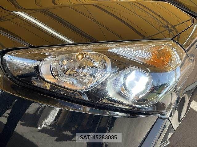 Toyota SIENTA 2015-09 216211-9