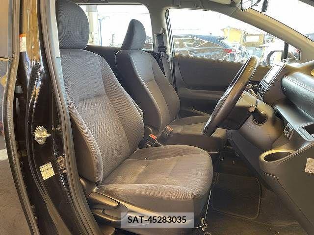 Toyota SIENTA 2015-09 216211-7