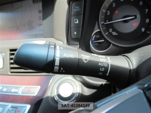 Nissan CIMA HYBRID 2017-08 349936-27