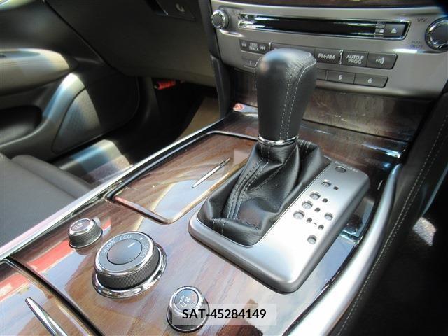 Nissan CIMA HYBRID 2017-08 349936-11