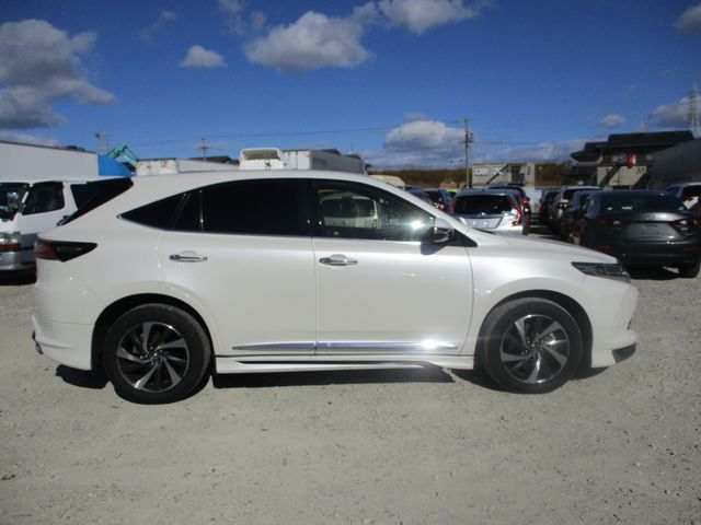 Toyota HARRIER 2017-06 185070-7