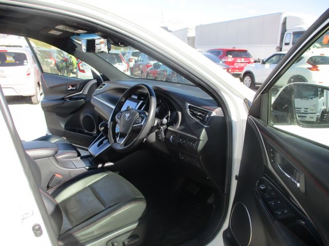 Toyota HARRIER 2017-06 185070-9