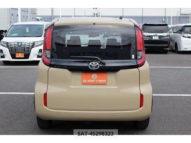 Toyota SIENTA 2022-11 242081-7