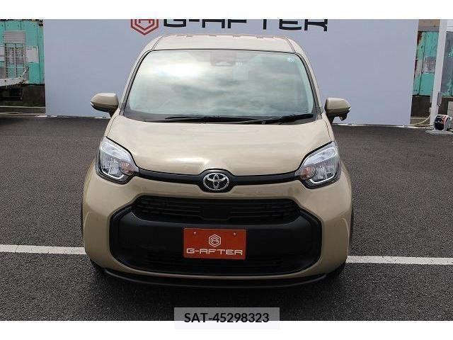 Toyota SIENTA 2022-11 242081-5