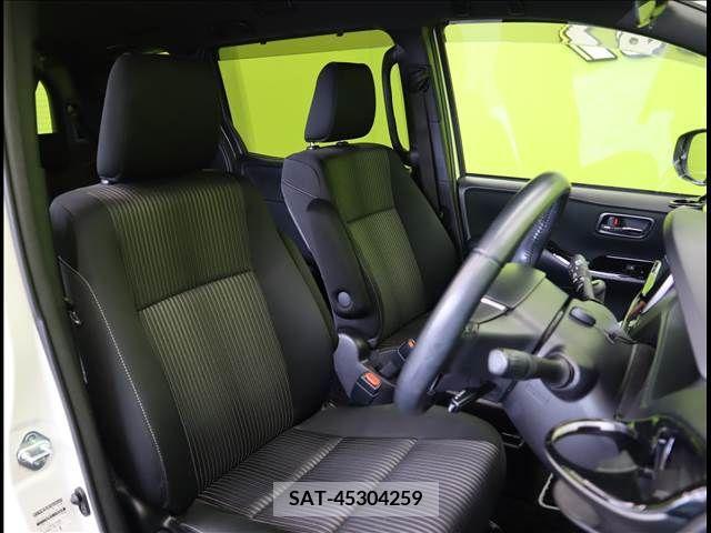 Toyota VOXY 2019-04 384012-19
