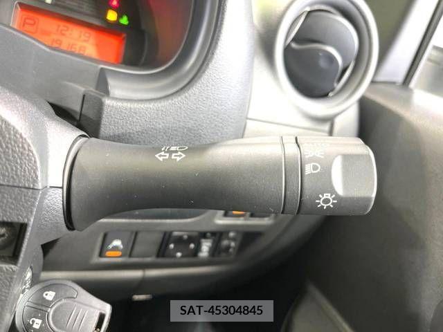 Nissan MARCH 2020-09 276256-4