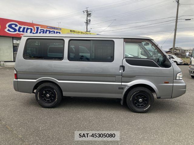 Mazda BONGO VAN 2015-01 210649-6