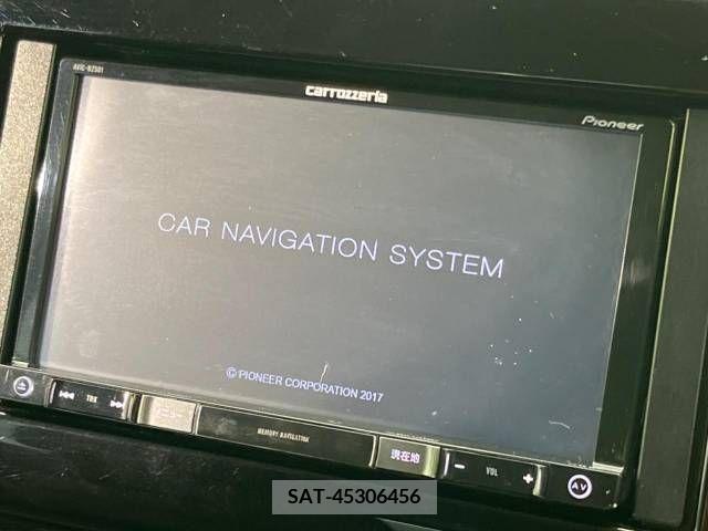 Suzuki SWIFT 2018-06 320953-4