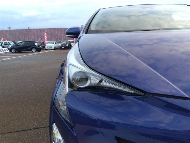 Toyota PRIUS 2016-01 12248-4
