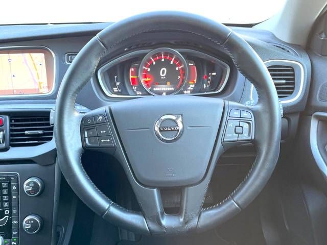 Volvo V40 2017-12 194889-9