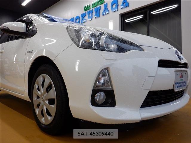 Toyota AQUA 2014-02 256069-16