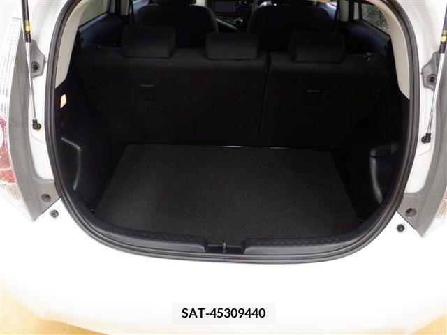 Toyota AQUA 2014-02 256069-7