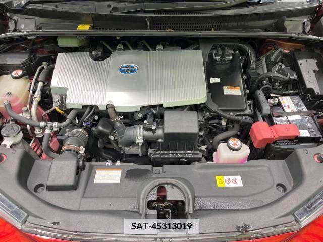 Toyota PRIUS 2016-07 366359-18