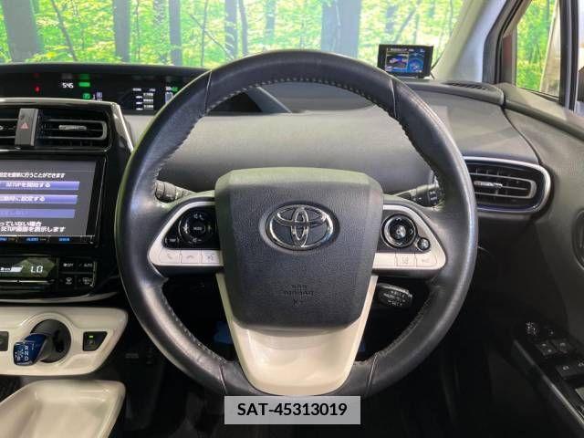 Toyota PRIUS 2016-07 366359-11