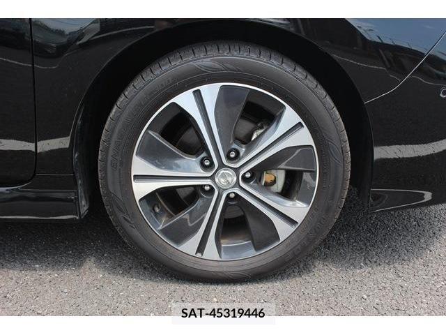 Nissan LEAF 2018-08 345897-11