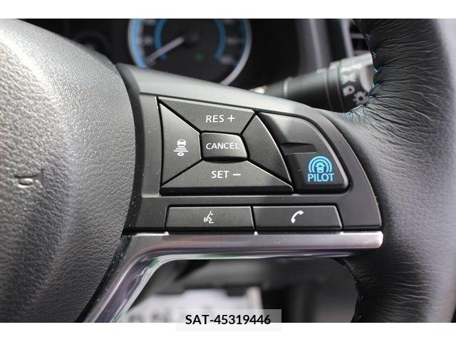 Nissan LEAF 2018-08 345897-3